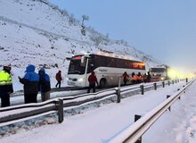 تردد در محورهای کوهستانی صرفا با زنجیر چرخ امکان پذیر است
