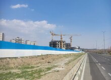  تداوم ساخت‌وساز غیرقانونی در حریم باغ گیاه‌شناسی/ شهردار تهران پاسخگوی بالا رفتن ساختمان ۱۱ طبقه باشد+ عکس 