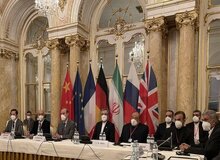 گزارش جالب سایت نزدیک به زاکانی: چرا از ظریف تمجید می کردید اما از باقری کنی انتقاد می کنید؟/ چرا در بحث منافع ملی، جناحی برخورد می کنید؟

