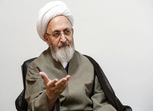  آیت الله سبحانی: هیچ کدام از روحانیون در زندگی معطل نبوده و خداوند روزی آنها را رسانده است 