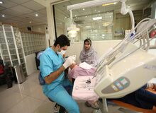 حدود ۱۰ درصد دستیاران دانشکده دندانپزشکی مشهد غیر ایرانی هستند