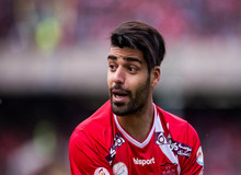 مهدی طارمی به مناسبت تولد پدرش