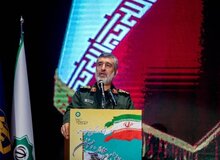 سردار حاجی‌زاده: بعد از شنیدن این خبر آرزوی مرگ کردم/ ما یک عمر خودمان را پیش مرگ مردم کردیم/  گردن مان از مو باریکتر است/ همه مسئولیت‌های این کار را می‌پذیریم
