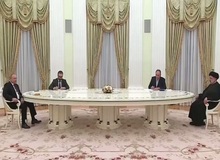 دلیل انتشار فیلم بدرقه توهین آمیز ابراهیم رئیسی در کاخ کرملین توسط شبکه ۱ روسیه چه بود؟/ فیلم بدرقه توهین آمیز رئیس جمهور در روسیه