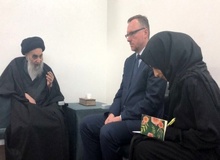  آیت‌الله‌ سیستانی تاکید کرد: تلاش برای رها کردن زنان ترکمان و ایزدی از بند تروریست‌های داعش در سوریه و اهمیت اجرای عدالت در محاکمه تروریست‌ها