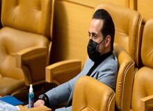 ارگان رسانه ای نزدیک به سپاه پاسداران: پرونده  علیه علی کریمی تشکیل شده است/ دادستانی باید از طریق پلیس اینترپل «علی کریمی» را تحت تعقیب قرار دهد/ تأمین خسارات مردمی با فروش ویلای کریمی