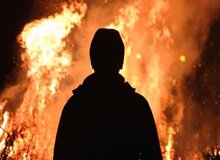 خودسوزی یک جوان در اهواز / دادسرای انقلاب خوزستان: رسیدگی دقیق و همه‌جانبه به این حادثه تلخ در دستور کار دادسرا قرار گرفته