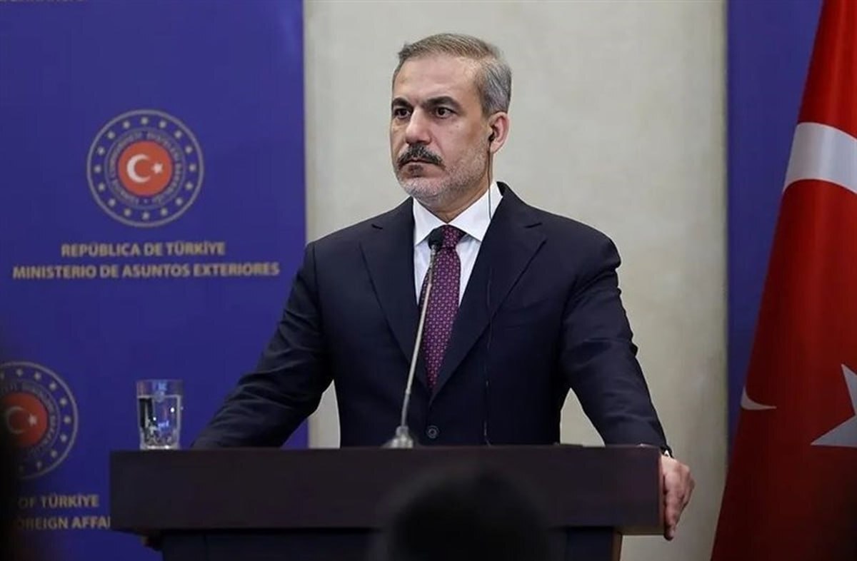 وزیر خارجه ترکیه: به مقامات ایرانی گفتم سیاست خود را تغییر دهند