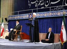 دوازدهمین مراسم تنفیذ؛ از بغض حسن روحانی تا هم‌نشینی محمود احمدی‌نژاد با سید ابراهیم رییسی
