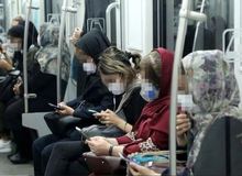 کیهان: پوشش نامناسب دختران جوان در مترو نشان می‌دهد اجیر شده‌اند
