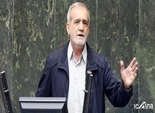 انتقاد آتشین پزشکیان: در حرف دم از انقلابی‌گری  می زنید ولی طوری دیگر عمل می کنید/ امروز حاکمیت یک سفره برای خودش پهن کرده و یک سفره برای مردم / اگر مَرد هستید از پول خود بگذرید