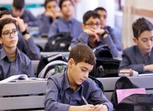 درآمد کارگری، مخارج شاهانه!/ ۵ میلیون و ۷۰۰ هزار تومان حداقل هزینه برای رفتن یک دانش آموز به مدرسه / از هزینه ماهیانه ۳ میلیونی برای سرویس مدرسه تا  ۱میلیون ۳۰۰ هزار تومان برای لوازم التحریر