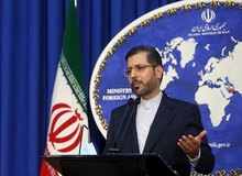 سخنگوی وزارت خارجه در واکنش به حمله به کنسولگری ایران: آلمان به وظیفه خود برای تامین امنیت اماکن دیپلماتیک عمل کند 