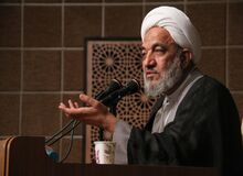 آقاتهرانی: دشمن هر موقع بخواهد کارت بانکی و صداوسیما را هک می کند/ مدیریت فضای مجازی در دست بیگانگان است