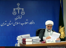 قاضی مقیسه در جمع خبرنگاران: درخواست متهم پرونده فساد نفتی برای برگزاری جلسه غیرعلنی بررسی می‌شود