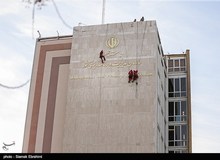 سازمان برنامه و بودجه به افزایش حقوق کارکنان صداوسیما، واکنش نشان داد
