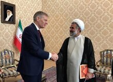 انتقاد تند روزنامه دولت به رییس کمیسیون امنیت ملی/  راه تغییر از صندوق رأی می‌گذرد نه رگ گردن