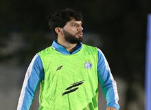 حضور ماشاریپوف در تمرینات گروهی استقلال