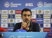 مهدی رحمتی: فوتبال ما از همه جهات تعطیل است/ الهلال نه؛ با منتخب جهان بازی داشتیم!