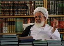 نماینده ولی فقیه در یزد: اگر می خواهیم چالش های اقتصادی برطرف شود باید مردم قناعت کنند
