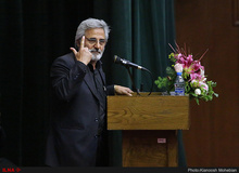 مجلس عامل اصلی مناسباتی است که به گرانی دامن زده است/ نمایندگان در این فضا از دولت و وزرا امتیاز می‌گیرند