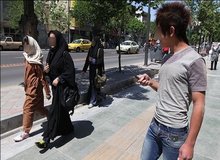 روزنامه کیهان اهمیت مبارزه با بی‌حجابی را از اهمیت مبارزه با اختلاس بیشتر دانست!