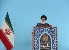 امام جمعه کرج: حجاب در صورت تبدیل شدن به ابزار ضربه به کشور، موضوعی سیاسی است/  مدعی‌العموم درباره بی حجابی ورود کند