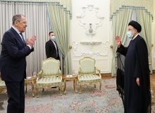 رئیسی در دیدار با لاوروف: تحریکات آمریکا و ناتو عامل درگیری‌ها در اوکراین بوده؛ باید نسبت به گسترش نفوذ ناتو، فعال بود