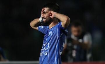 دو وینگر استقلال در آستانه تمدید