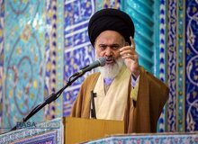  امام جمعه قم:  دانشگاه ها محیط حجاب و عفاف شود/خدای نخواسته در دانشگاه ها صحنه هایی نبینیم که انسان شرمش شود