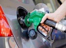 افزایش قیمت بنزین تصمیم چه نهادی بود؟/ جلال میرزایی: ما در مجلس هستیم و می‌دانیم افزایش قیمت و سهمیه‌بندی بنزین تصمیم سران سه قوه است