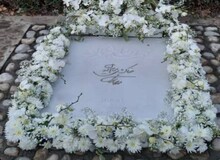 سنگ مزار استاد محمدرضا شجریان نصب شد/ تصویر