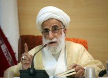 آیت الله جنتی: تمام کشورهای اسلامی فقط ادعای اسلامی بودن دارند/ وقتی روحیه انقلابی نباشد این نوع اسلام، آمریکایی است