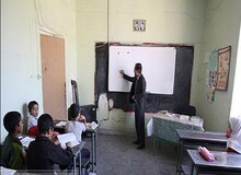 شغل معلمی زنانه‌تر شد/ ۸۶ درصد ظرفیت استخدام معلم مرد خالی است/ چرا مردها دوست ندارند معلم شوند؟