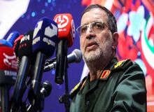 نائینی: دشمن می‌خواهد از دستاوردهای پهپادی ما استفاده کند
