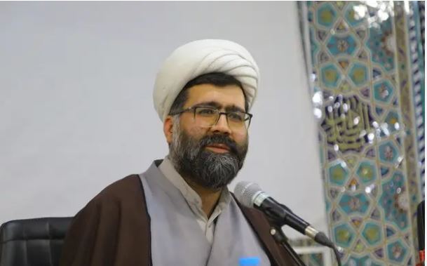 استاد حوزه علمیه: نتانیاهو و ترامپ کافر حربی هستند/ همه هسته‌های مقاومت در کشورهای غربی ملکف هستند حکم نتانیاهو و ترامپ را اجرا کنند/  جان و مال کافران حربی بر مسلمانان حلال است 