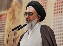 نماینده ولی فقیه در قم: همه قوا وظیفه دارند امنیت مردم را برابر فضای مجازی و رسانه های بیگانه تامین کنند