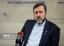 غریب‌آبادی: مین‌زدایی تنگه هرمز فقط توسط ایران انجام می‌شود