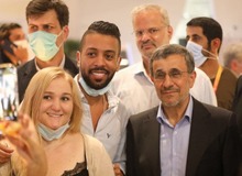 احمدی نژاد یک بنیاد در امارات تاسیس میکند