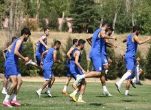  استقلال فعلا زمین ندارد؛ تمرین در سالن!