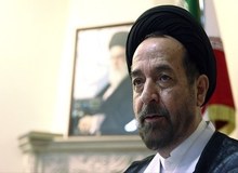 جاسوس خواندن امام موسی صدر توسط فردی که شعار "ای آنکه مذاکره شعارت را..." مقدس خواند
