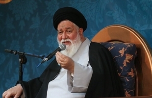 علم الهدی: دشمنی آمریکا برای ما یک اصل قطعی است/  آمریکا دشمن ماست و به سادگی از دشمنی ما دست بر نمی‌دارد