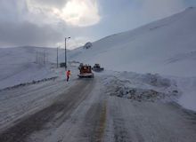 بارش برف و کولاک؛ مسدود شدن راه ارتباطی ۴۰۰ روستای استان اردبیل