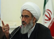 امام جمعه بوشهر خطاب به مکرون: حق ندارید در امور لبنان دخالت کنید