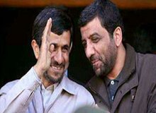 مخالفت احمدی‌نژاد و ضرغامی با تسخیر سفارت آمریکا
