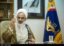 نماینده ولی فقیه در سپاه:  کسانی که به سردار سلیمانی نمک‌نشناسی کردند عزت خود در مذاکرات را از حاج قاسم گرفته اند/ ظریف با هجمه به شهید سلیمانی میخواهد خودش را بزرگ کند


