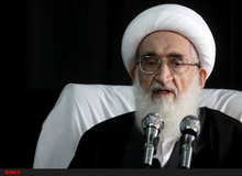 آیت الله نوری همدانی: در حمایت از خواسته به حق مردم کوتاه نخواهیم آمد
