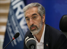 معاون هنری وزارت ارشاد: من نماینده هنرمندان نیستم، نماینده دولت جمهوری اسلامی ایران هستم/ فقط از هنرمندانی که حامی جمهوری اسلامی هستند، حمایت می کنیم/
پول توهین به جمهوری اسلامی ایران، از جمهوری اسلامی ایران نمی‌تواند تامین شود