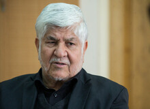 محمد هاشمی رفسنجانی: «دستان» ادوارد شواردنادزه در مقابل امام خمینی 
می‌لرزید و مجذوب شده بود/ شواردنادزه به امام خمینی تعظیم کرد/ «گورباچوف» پاسخ محترمانه‌ای به نامه امام داد