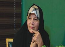 فائزه هاشمی رفسنجانی: چین و روسیه ما را به شکل مستعمره و عامل بی جیره و مواجب  می بینند/تا کی می‌خواهیم به دلیل غرب ستیزی  و حمایت نشدن از سمت مردم خودمان به این کشورها باج بدهیم ؟
